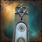 Porta-incienso Merkaba artesanal en madera grabada – Geometría Sagrada Ginebra