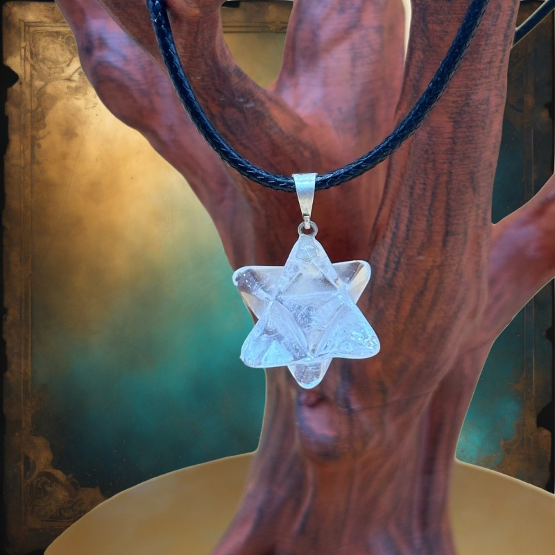 Pendente Merkaba in Quarzo – Energia, Armonia e Protezione Pendente Merkaba in Quarzo – Energia, Armonia e Protezione