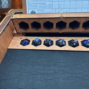 Schermo da gioco in legno personalizzabile - Accessorio RPG artigianale fatto a mano